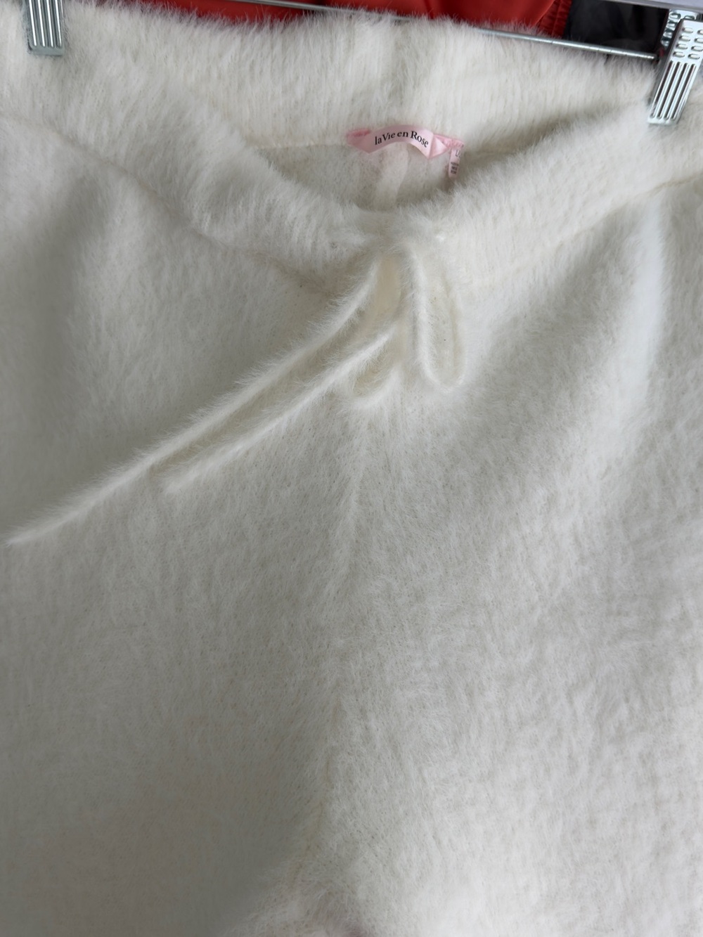 La Vie En Rose Plush Cream Lounge Wear - Picture 4 of 4